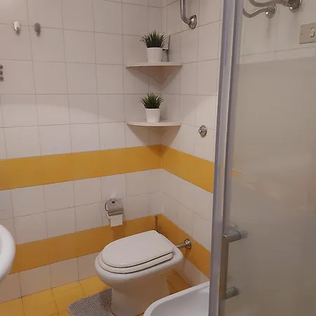 La Casa Al Cancello Rotto *