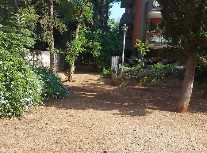 La Casa Al Cancello Rotto *